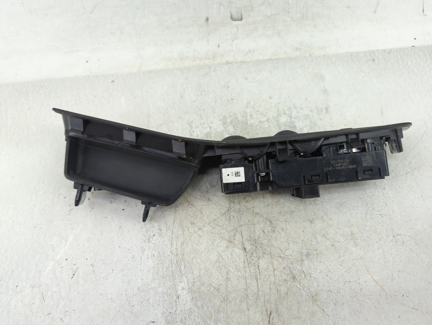 2015-2016 Ford Edge Master Power Window Switch Replacement Driver Side Left P/N:GT4T-14540-BAW Fits OEM Used Auto Parts - Oe