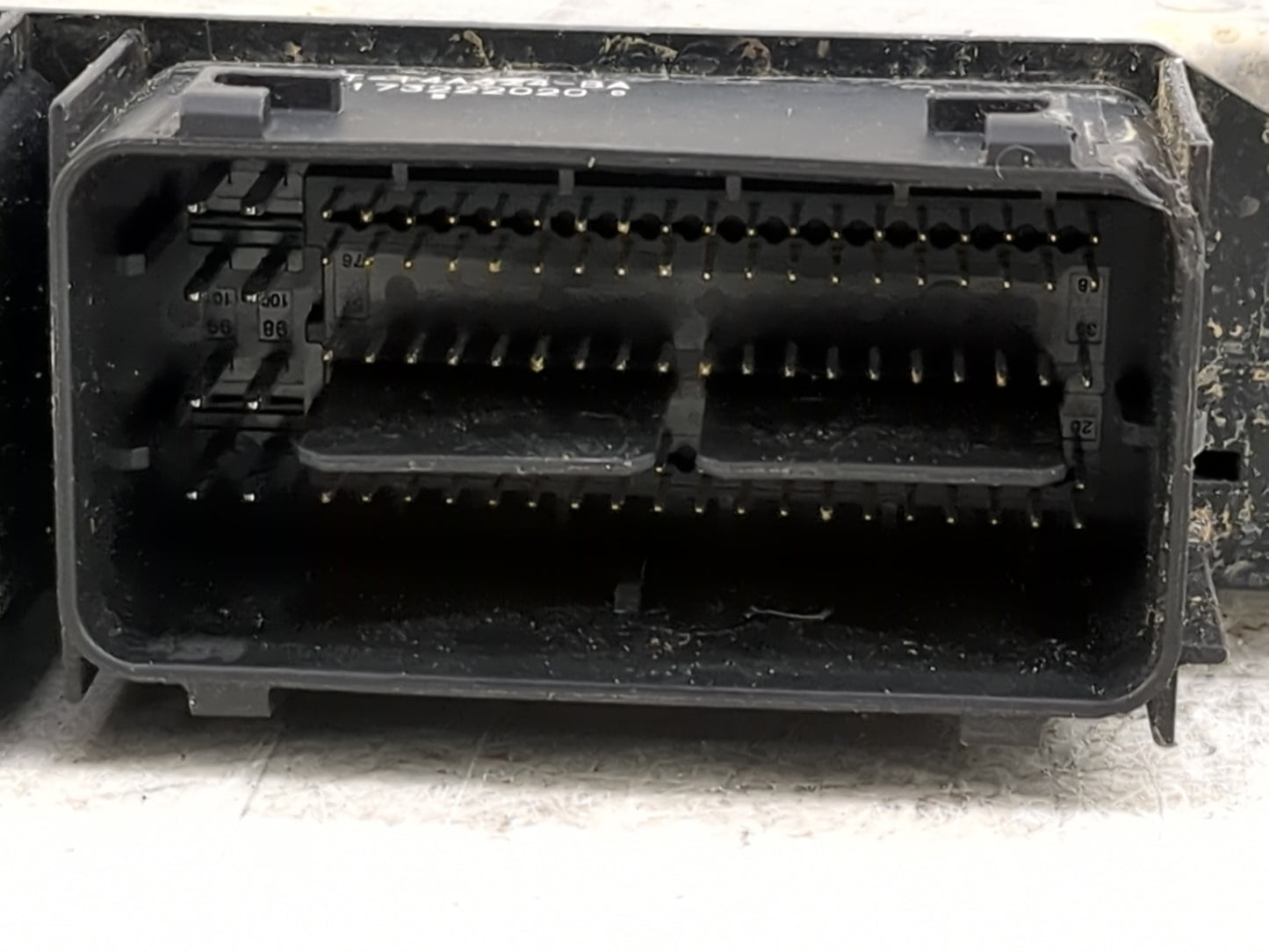 2015-2018 Ford Edge PCM Engine Control Computer ECU ECM PCU OEM P/N:F2GA-12A650-AEF 0 261 S14 Fits Fits 2015 2016 2017 2018 