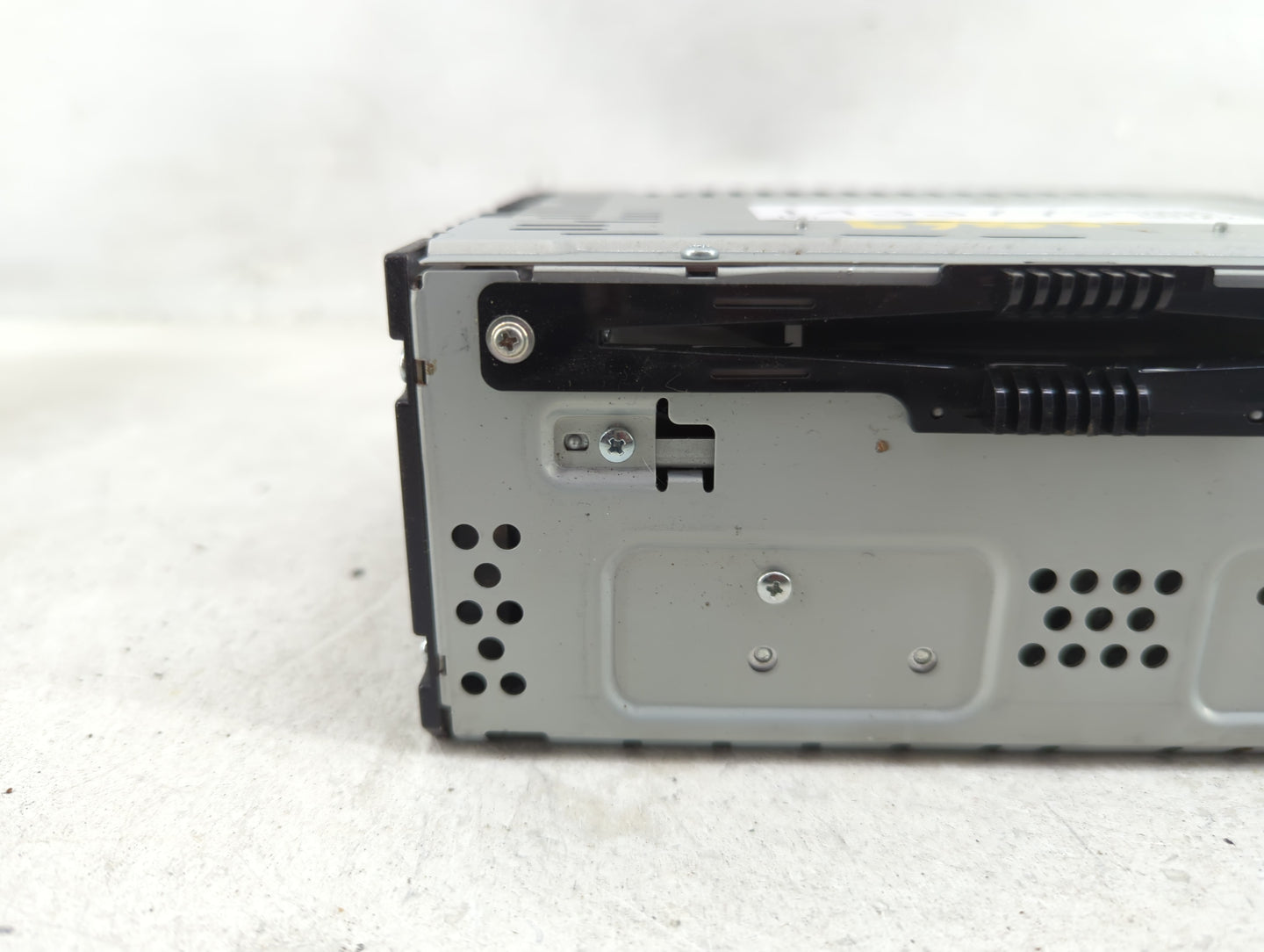 2015-2018 Ford Edge Radio AM FM Cd Player Receiver Replacement P/N:CQ-FJ64E3UMB Fits Fits 2015 2016 2017 2018 OEM Used Auto 