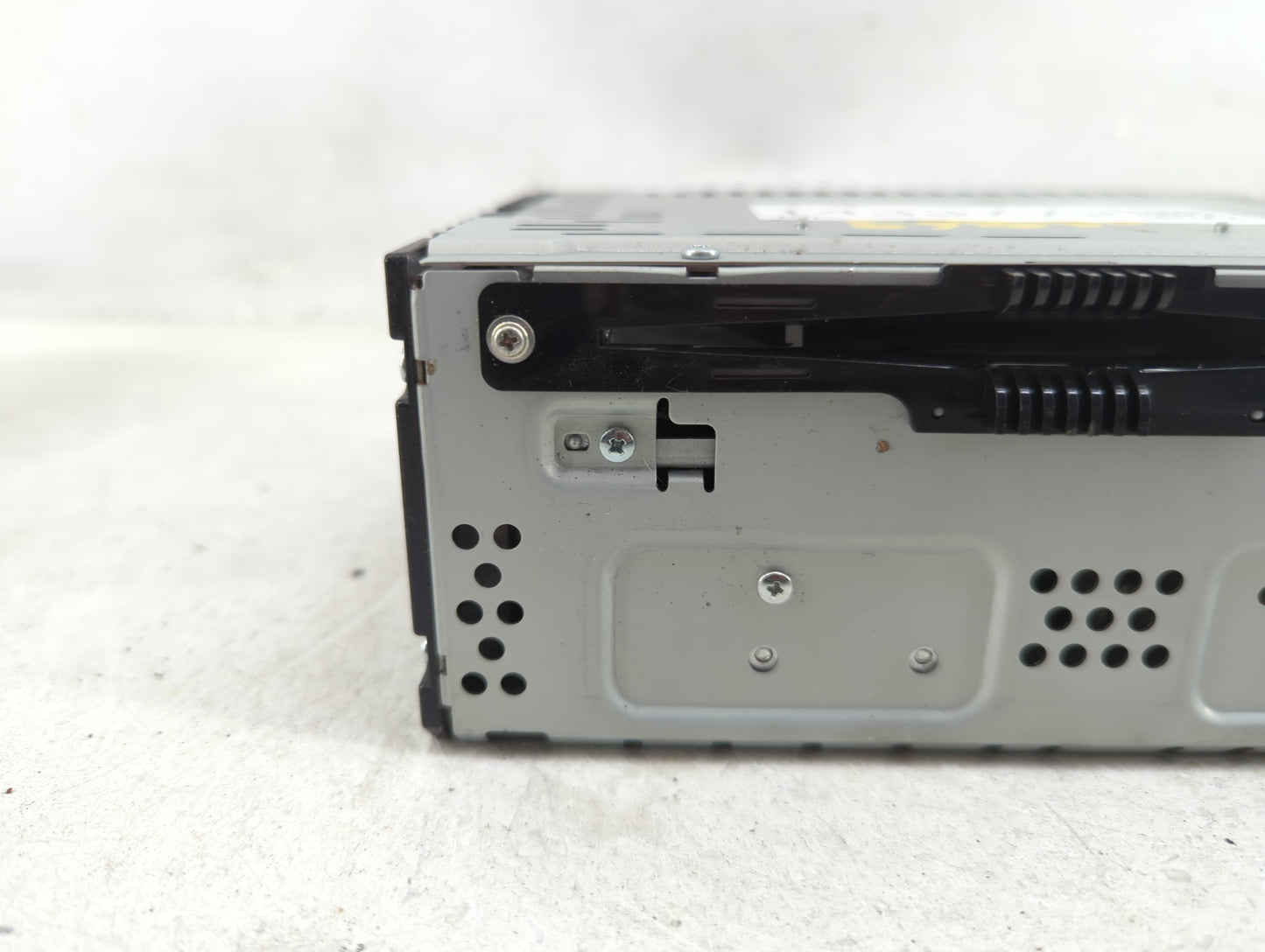 2015-2018 Ford Edge Radio AM FM Cd Player Receiver Replacement P/N:CQ-FJ64E3UMB Fits Fits 2015 2016 2017 2018 OEM Used Auto 