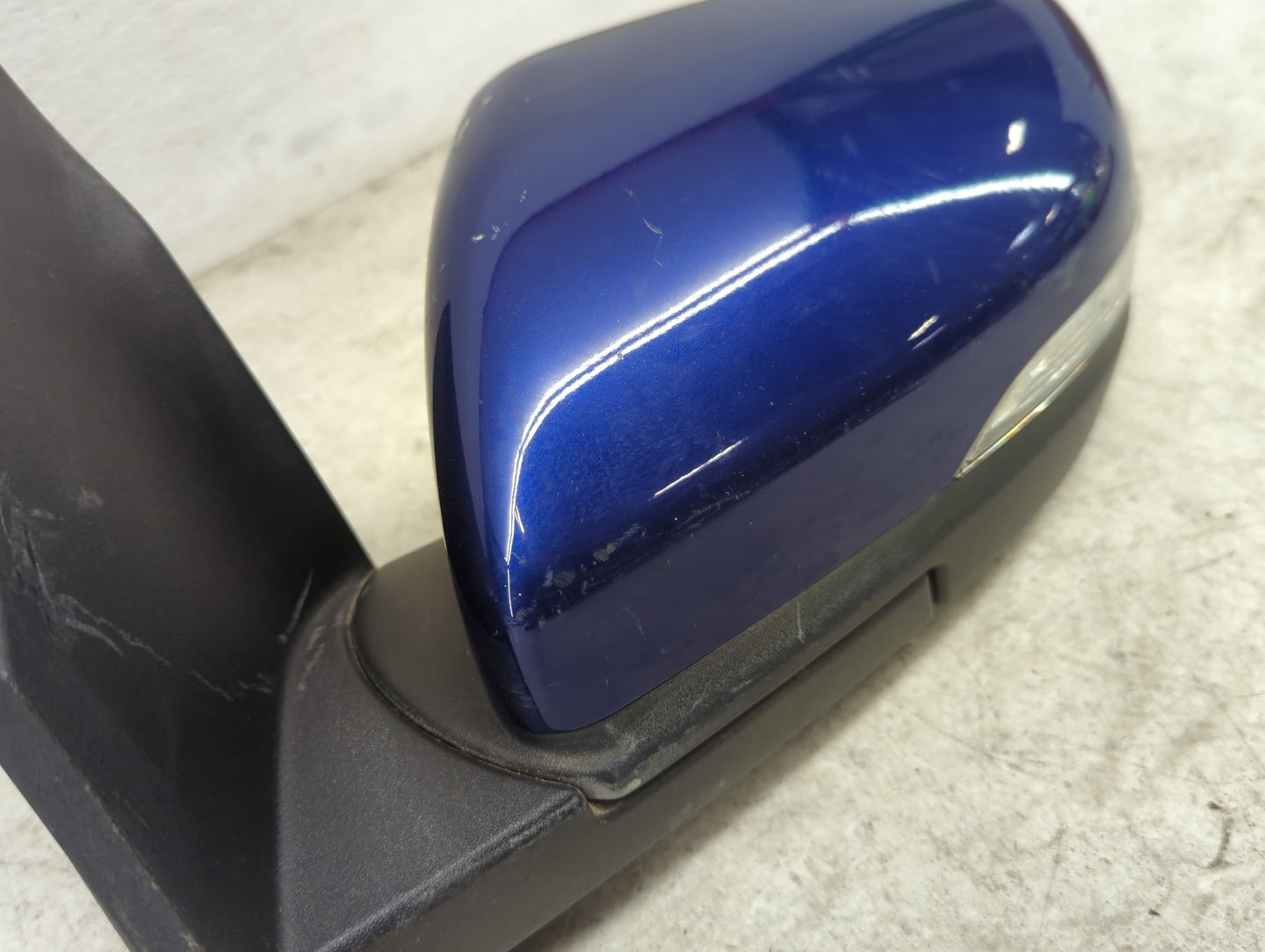 2015-2018 Ford Edge Driver Side View Mirror - Left Door Mirror OEM Used - Oemusedautoparts1.com