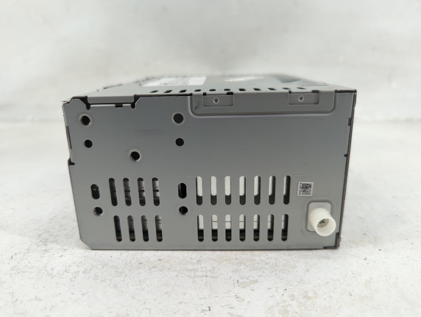2015 Ford Edge Radio AM FM Cd Player Receiver Replacement P/N:CQ-FJ64E2UMA Fits OEM Used Auto Parts - Oemusedautoparts1.com