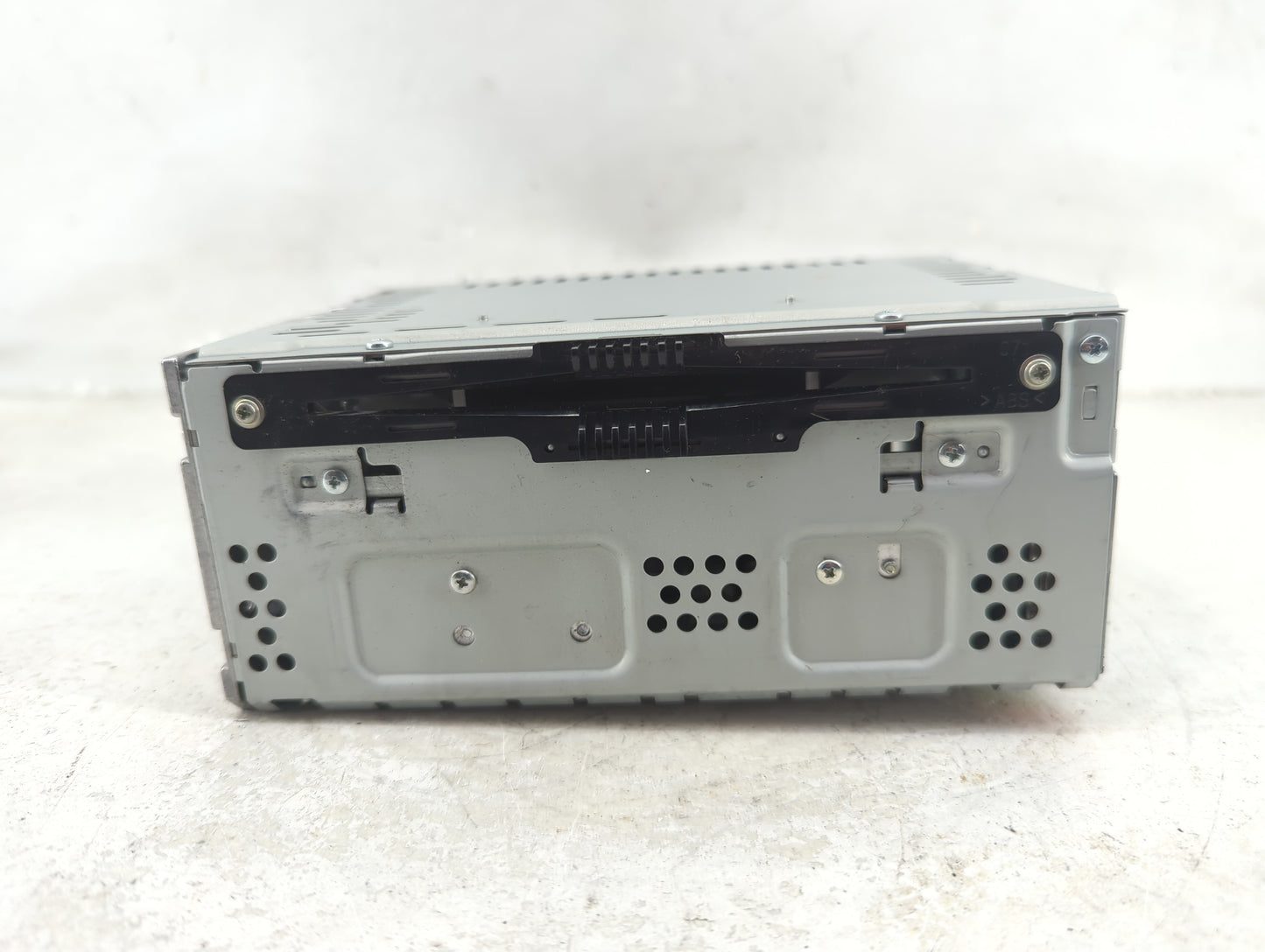 2015-2018 Ford Edge Radio AM FM Cd Player Receiver Replacement P/N:CQ-FJ64E1UMB Fits Fits 2015 2016 2017 2018 OEM Used Auto 