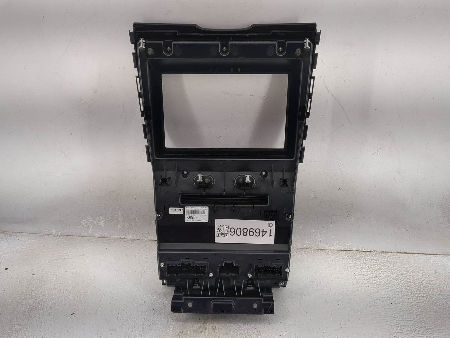 2015-2018 Ford Edge Radio Control Panel 1469806 - Oemusedautoparts1.com
