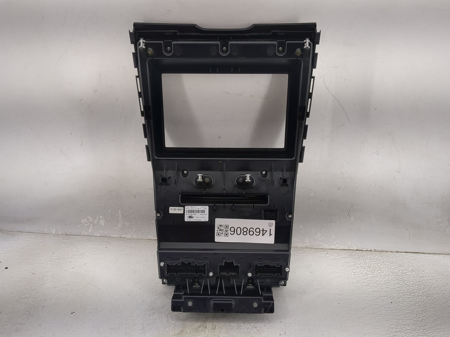 2015-2018 Ford Edge Radio Control Panel 1469806 - Oemusedautoparts1.com