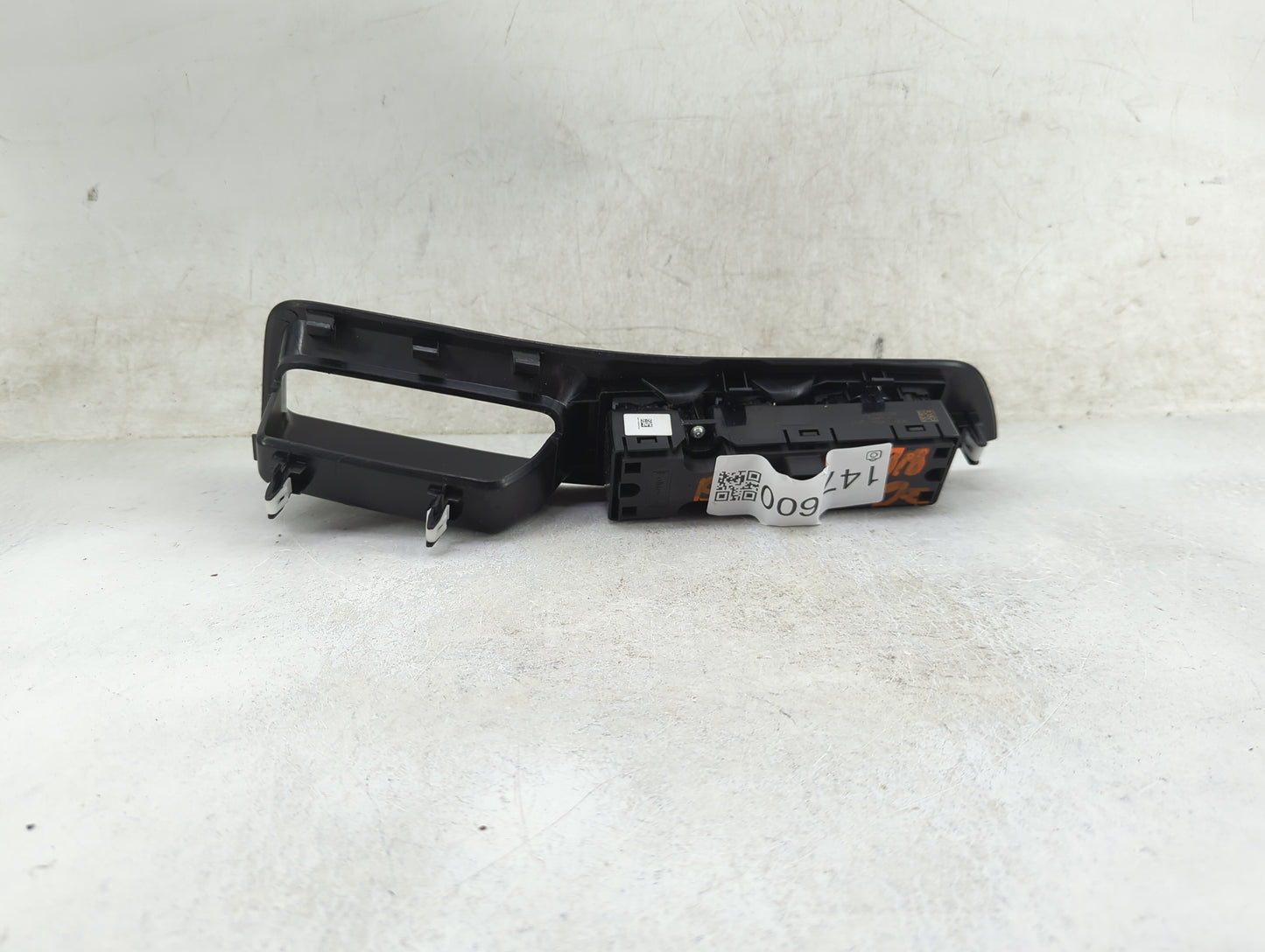 2015-2016 Ford Edge Master Power Window Switch Replacement Driver Side Left P/N:FL3T-14540-DCW Fits OEM Used Auto Parts - Oe