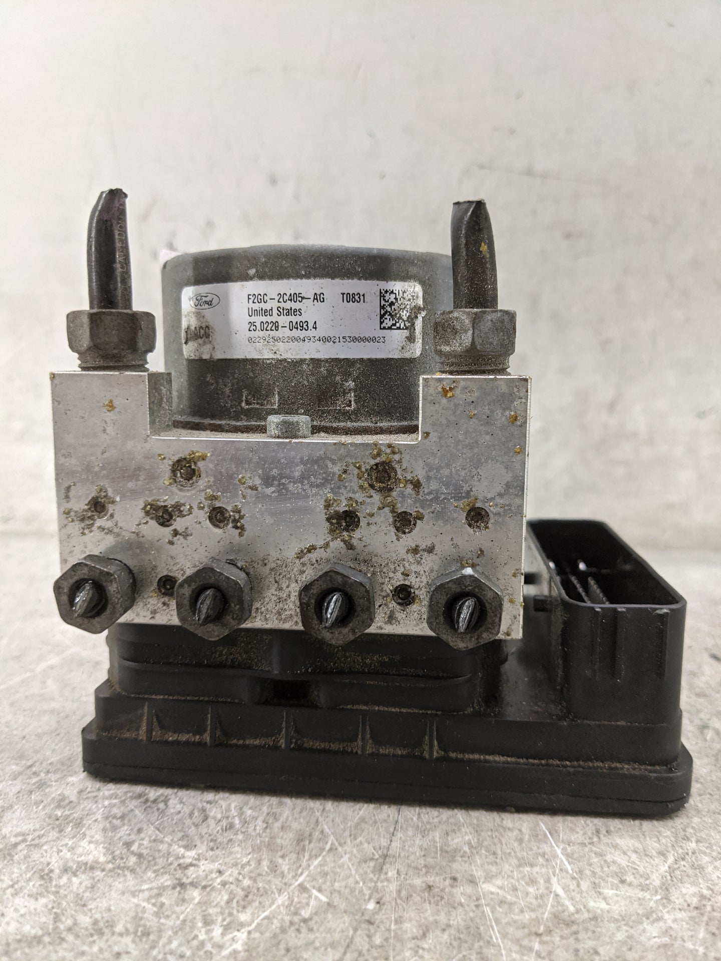 2015-2018 Ford Edge ABS Pump Control Module Replacement P/N:F2GC-2C405-AG 25.0220-0493.4 Fits Fits 2015 2016 2017 2018 OEM U