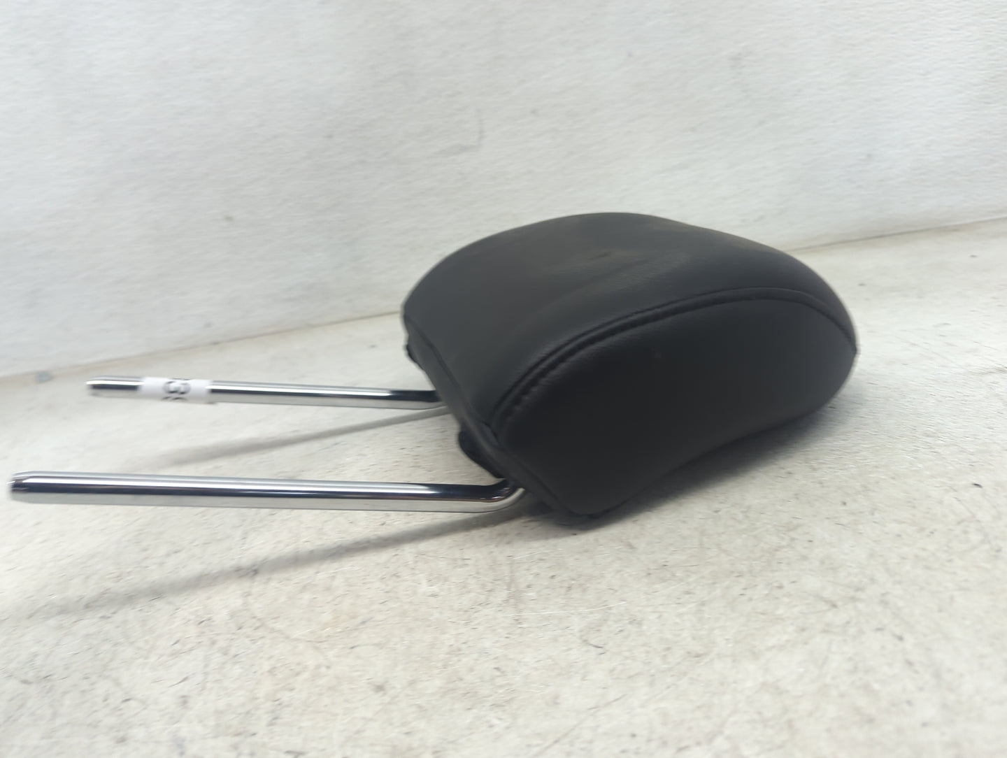 2015 Ford Edge Headrest Head Rest Front Driver Seat Black - Oemusedautoparts1.com