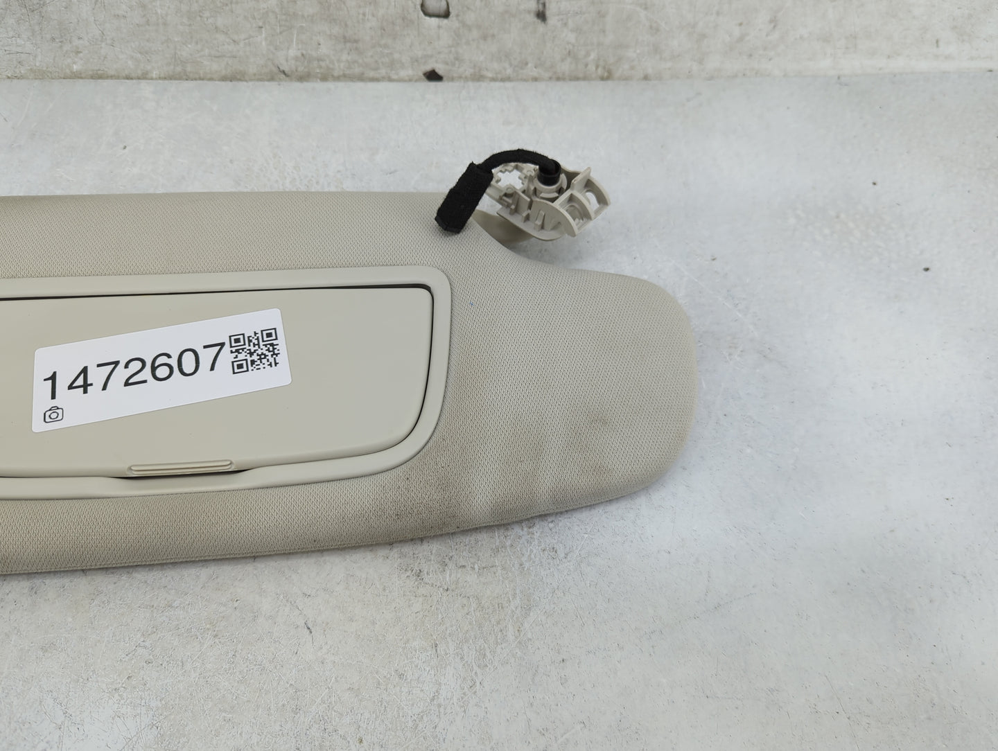 2015-2020 Ford Edge Sun Visor Shade Replacement Passenger Right Mirror Fits Fits 2015 2016 2017 2018 2019 2020 OEM Used Auto