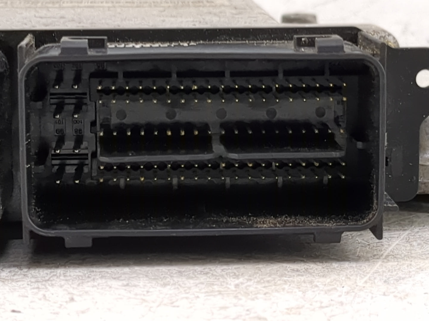 2015-2018 Ford Edge PCM Engine Control Computer ECU ECM PCU OEM P/N:F2GA-12A650-ATB FB5A-12B684-CA Fits OEM Used Auto Parts 
