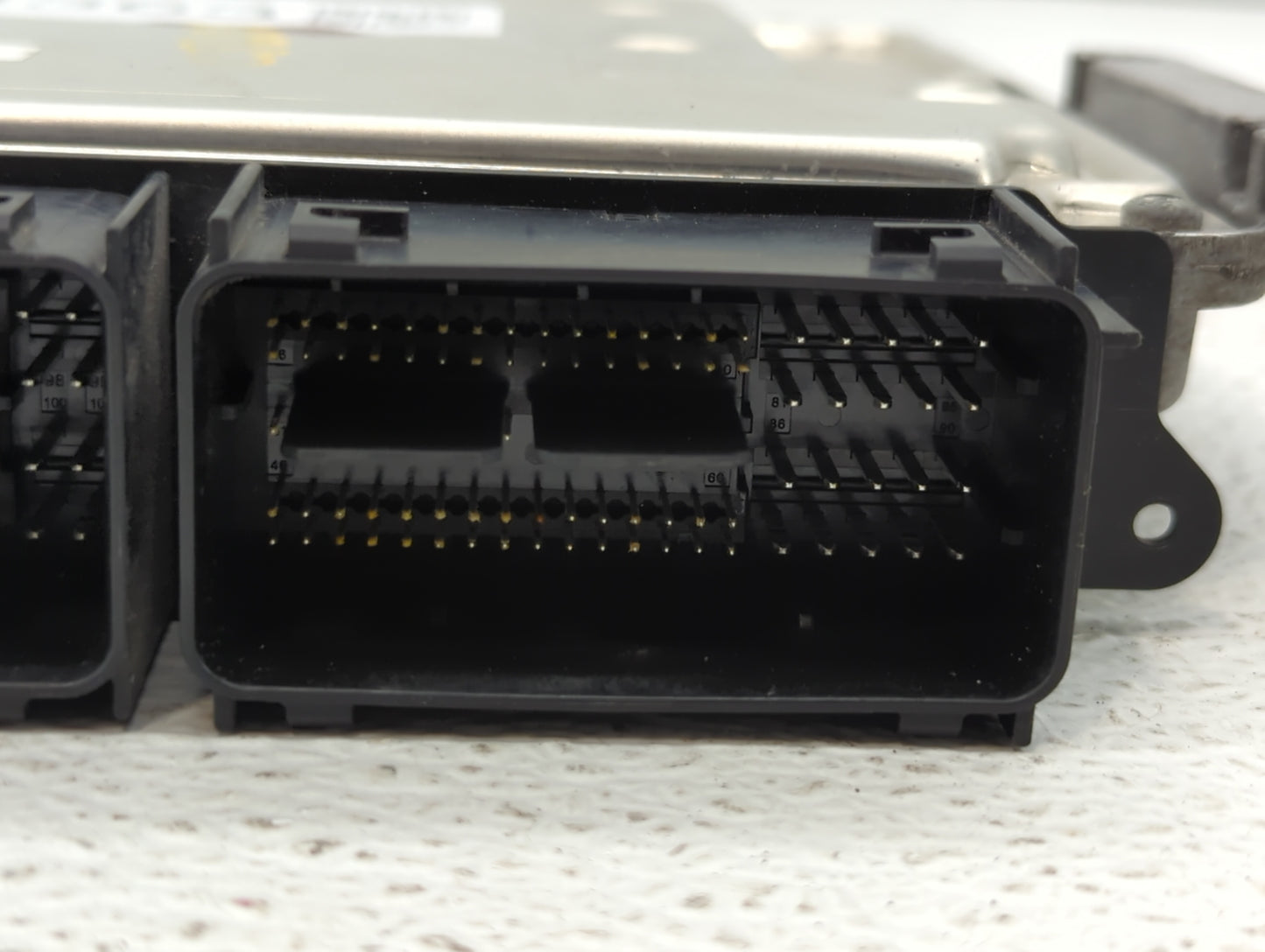 2015-2018 Ford Edge PCM Engine Control Computer ECU ECM PCU OEM P/N:F2GA-12A650-AAE F2GA-12A650-BRB Fits OEM Used Auto Parts