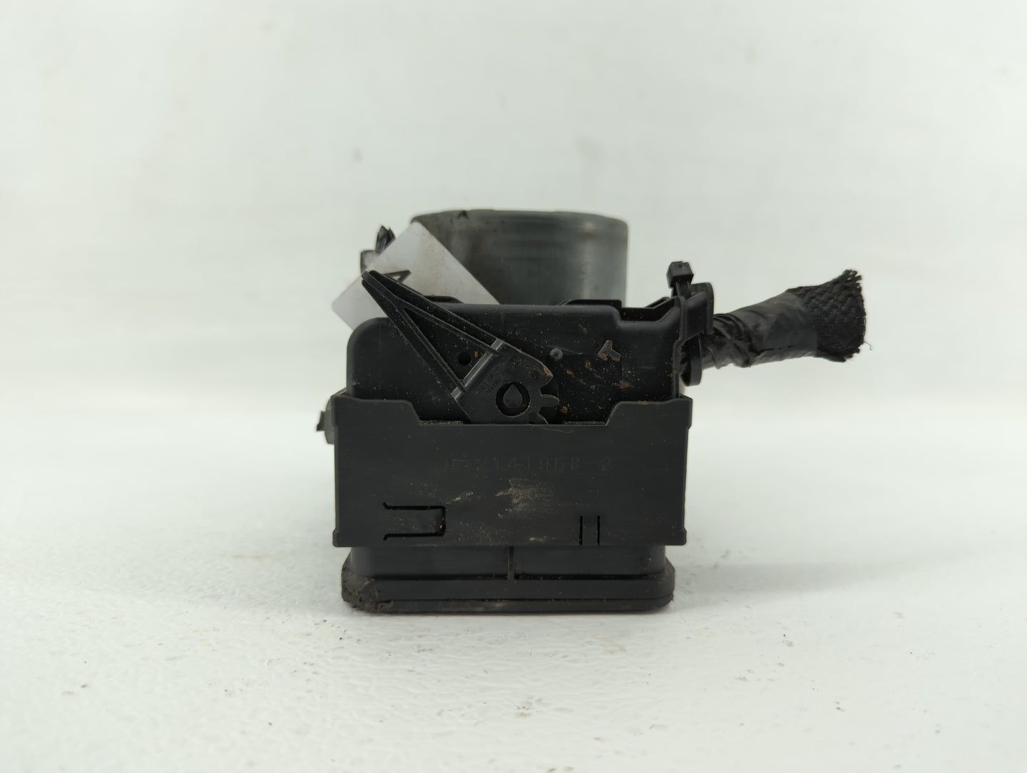 2015-2018 Ford Edge ABS Pump Control Module Replacement P/N:F2GC-2C405-AF F2GC-2C405-AG Fits Fits 2015 2016 2017 2018 OEM Us