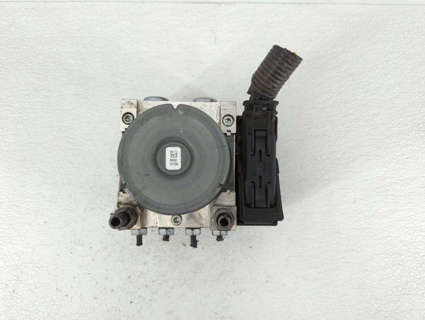 2015-2018 Ford Edge ABS Pump Control Module Replacement P/N:F2GC-2C405-AF F2GC-2C405-AG Fits Fits 2015 2016 2017 2018 OEM Us