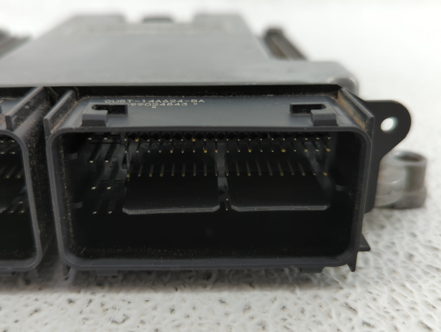 2015-2018 Ford Edge PCM Engine Control Computer ECU ECM PCU OEM P/N:F2GA-12A650-ATB FB5A-12B684-CA Fits OEM Used Auto Parts 