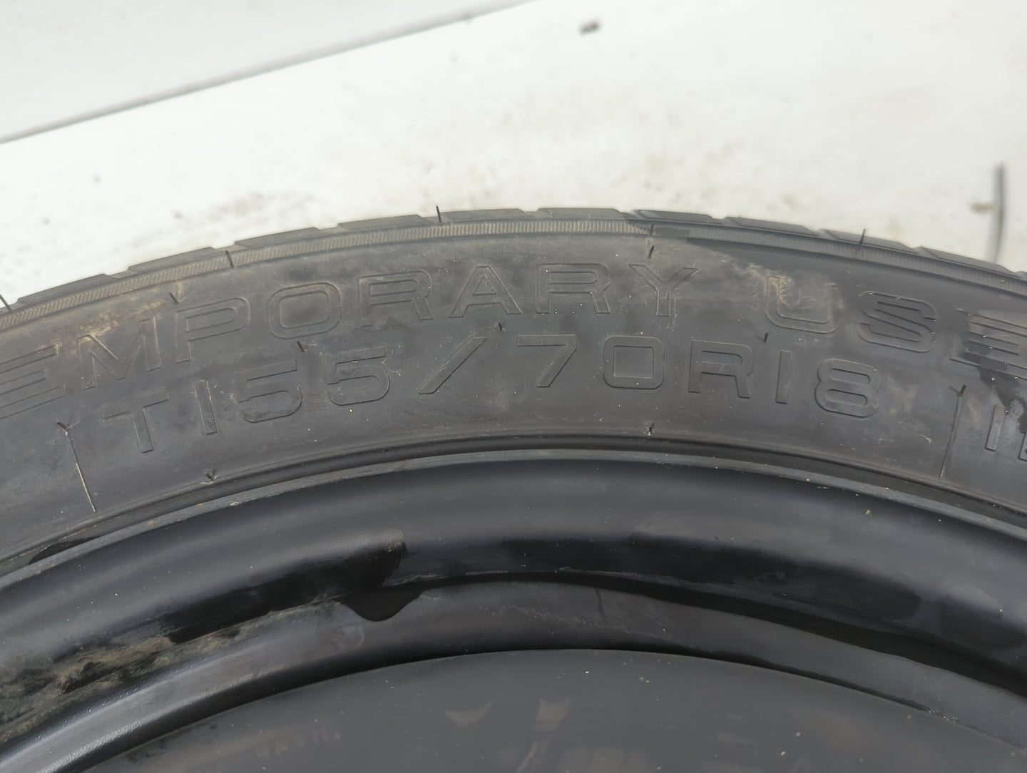 2015-2018 Ford Edge Spare Donut Tire Wheel Rim Oem 5037220 - Oemusedautoparts1.com
