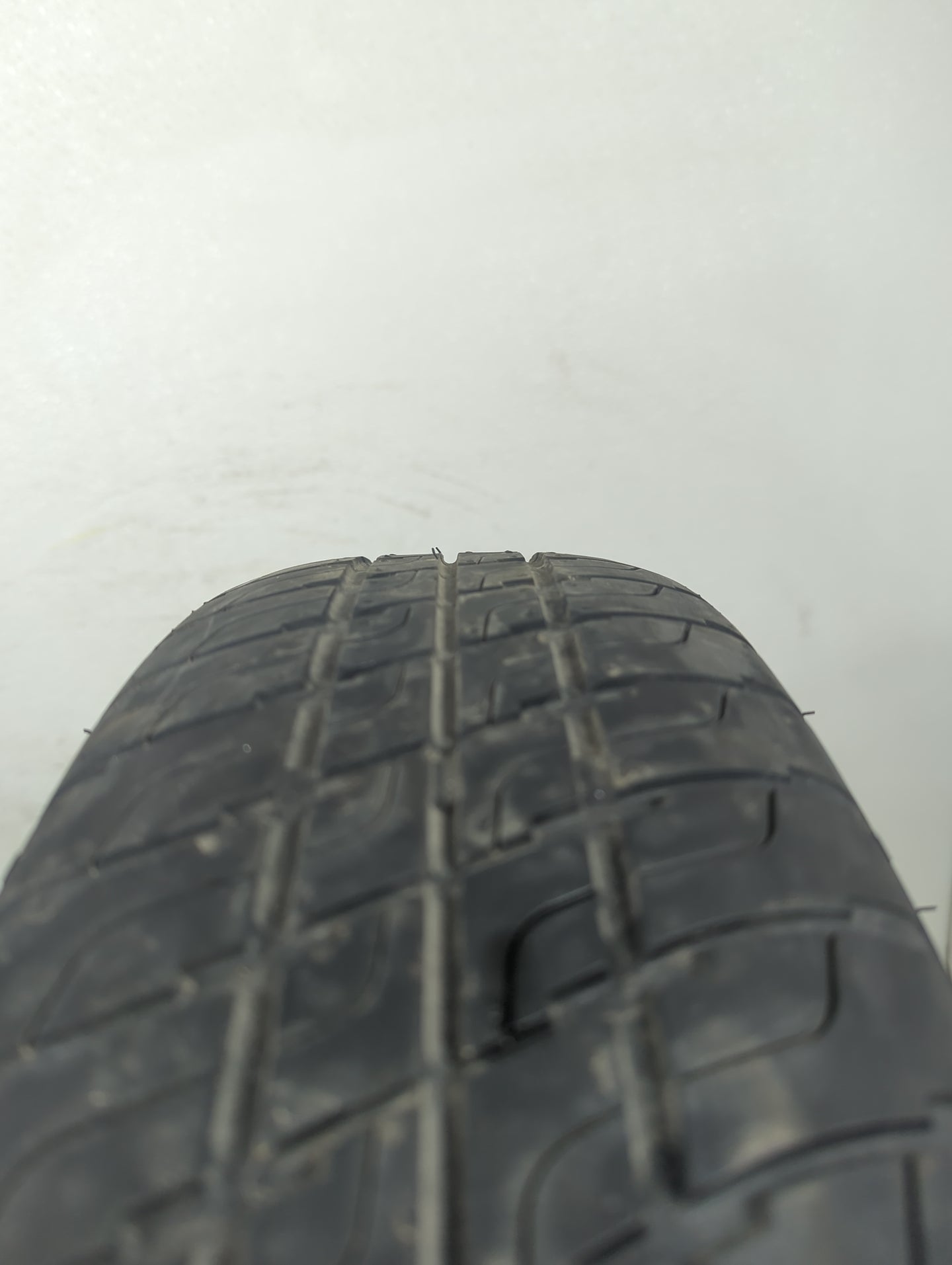 2015-2018 Ford Edge Spare Donut Tire Wheel Rim Oem 5037220 - Oemusedautoparts1.com