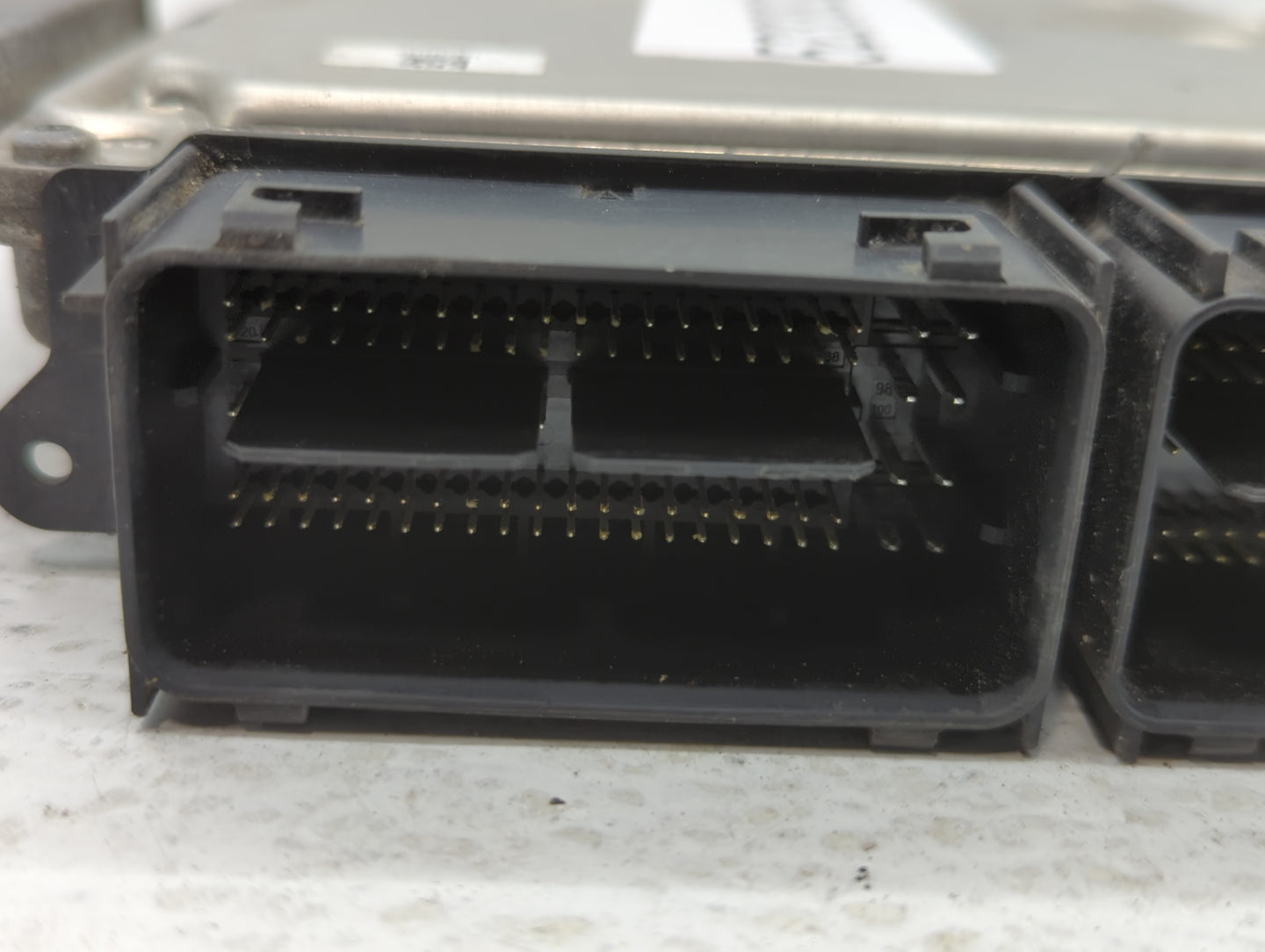 2015-2018 Ford Edge PCM Engine Control Computer ECU ECM PCU OEM P/N:FB5A-12B684-CA F2GA-12A650-AEF Fits OEM Used Auto Parts 