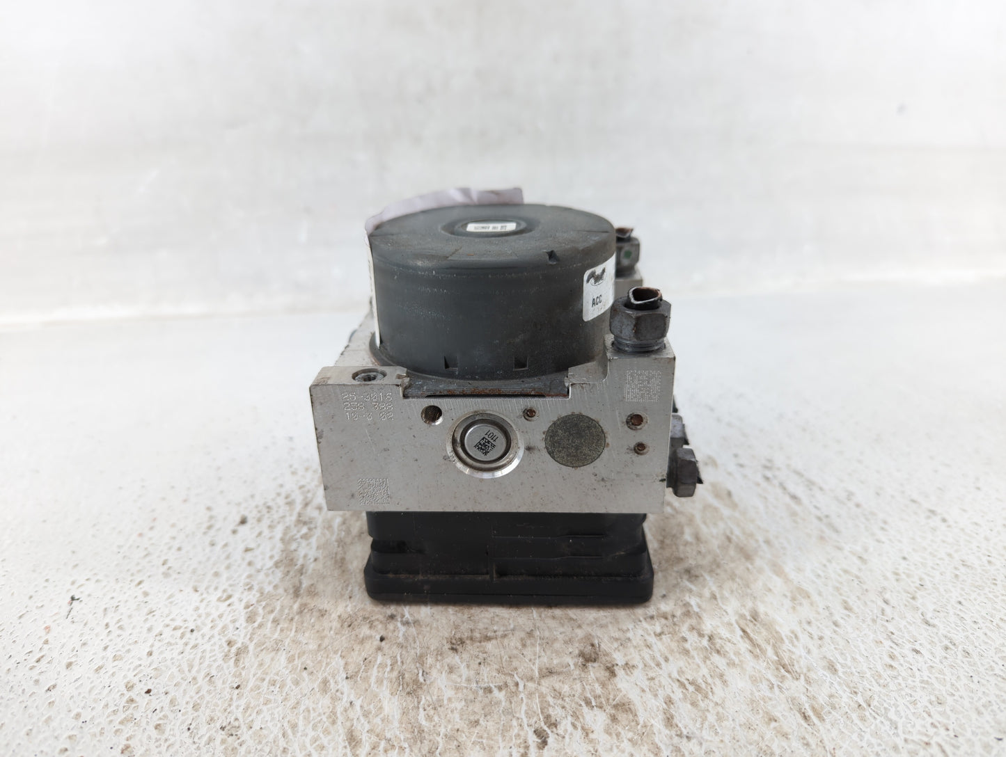 2015-2018 Ford Edge ABS Pump Control Module Replacement P/N:F2GC-2C405-AG Fits Fits 2015 2016 2017 2018 OEM Used Auto Parts 