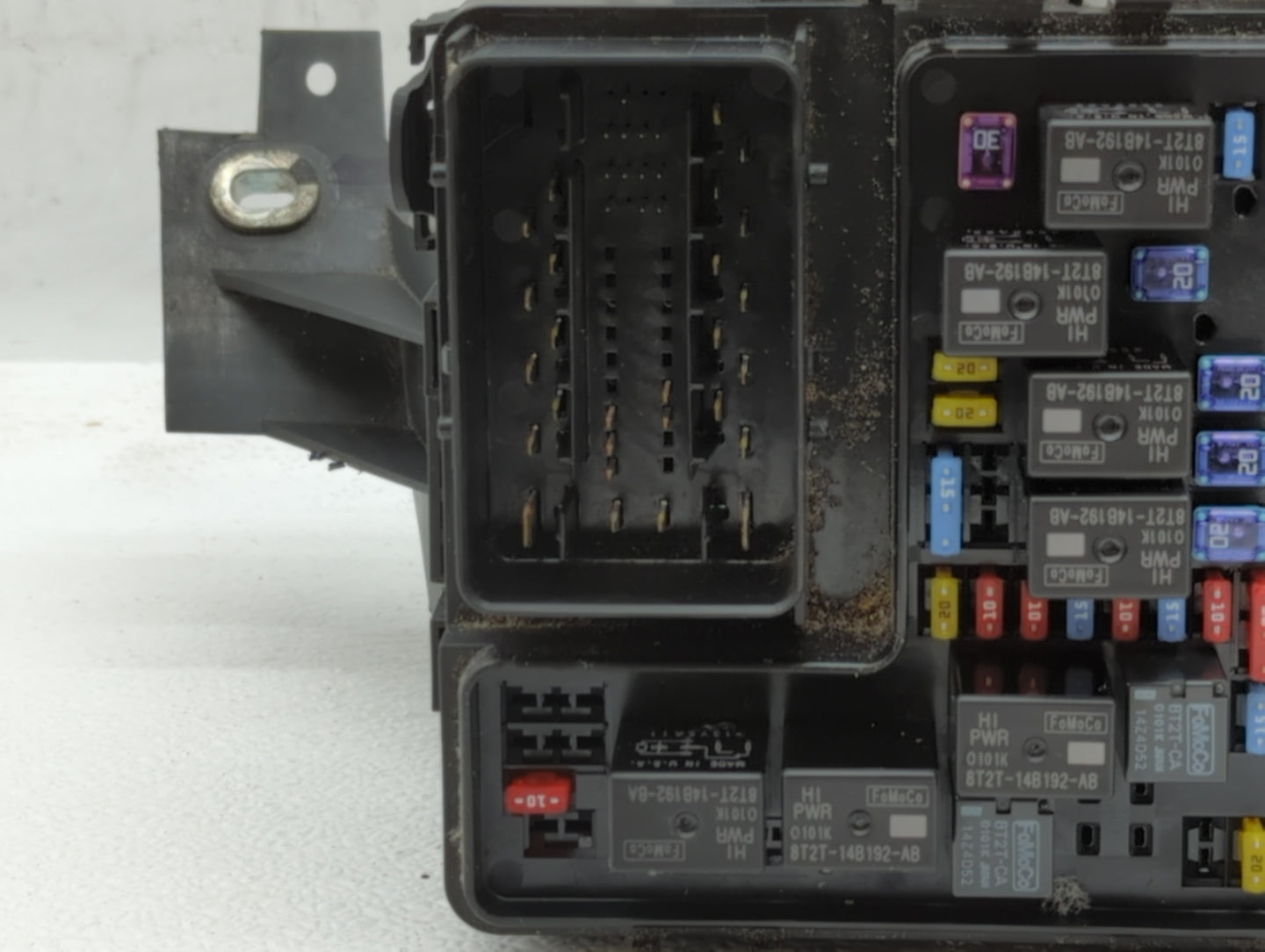 2015 Ford Edge Fusebox Fuse Box Panel Relay Module P/N:22760635-01 Fits OEM Used Auto Parts - Oemusedautoparts1.com