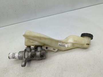 2015-2020 Ford Edge Brake Master Cylinder - Oemusedautoparts1.com