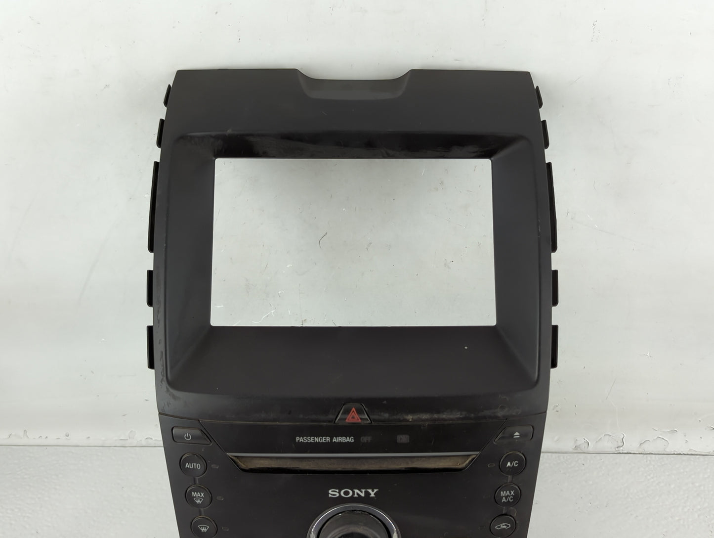 2015-2015 Ford Edge Am Fm Cd Player Radio Receiver - Oemusedautoparts1.com