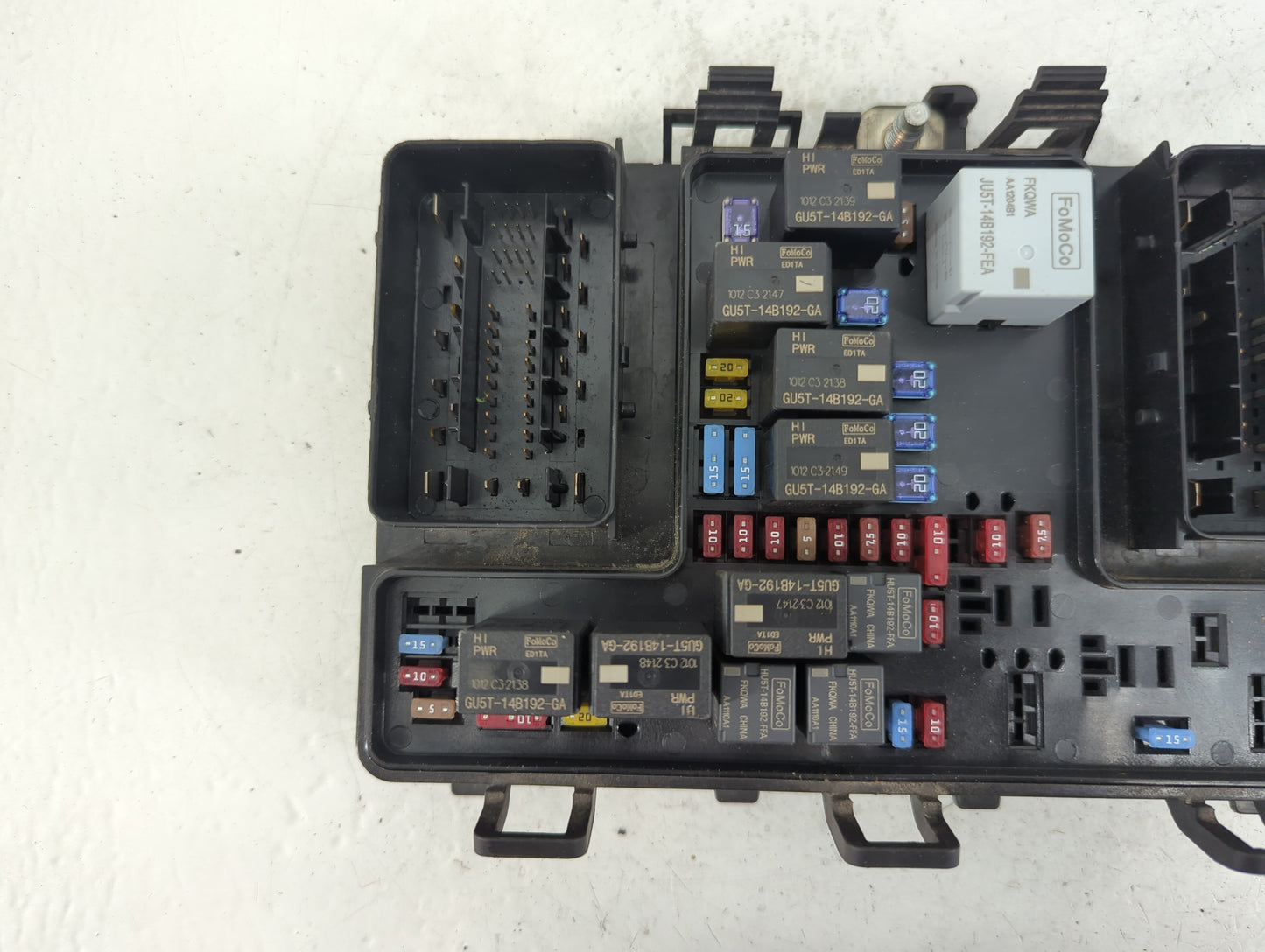 2015-2018 Ford Edge Fusebox Fuse Box Panel Relay Module P/N:G2GT 14A075 AA Fits Fits 2015 2016 2017 2018 OEM Used Auto Parts