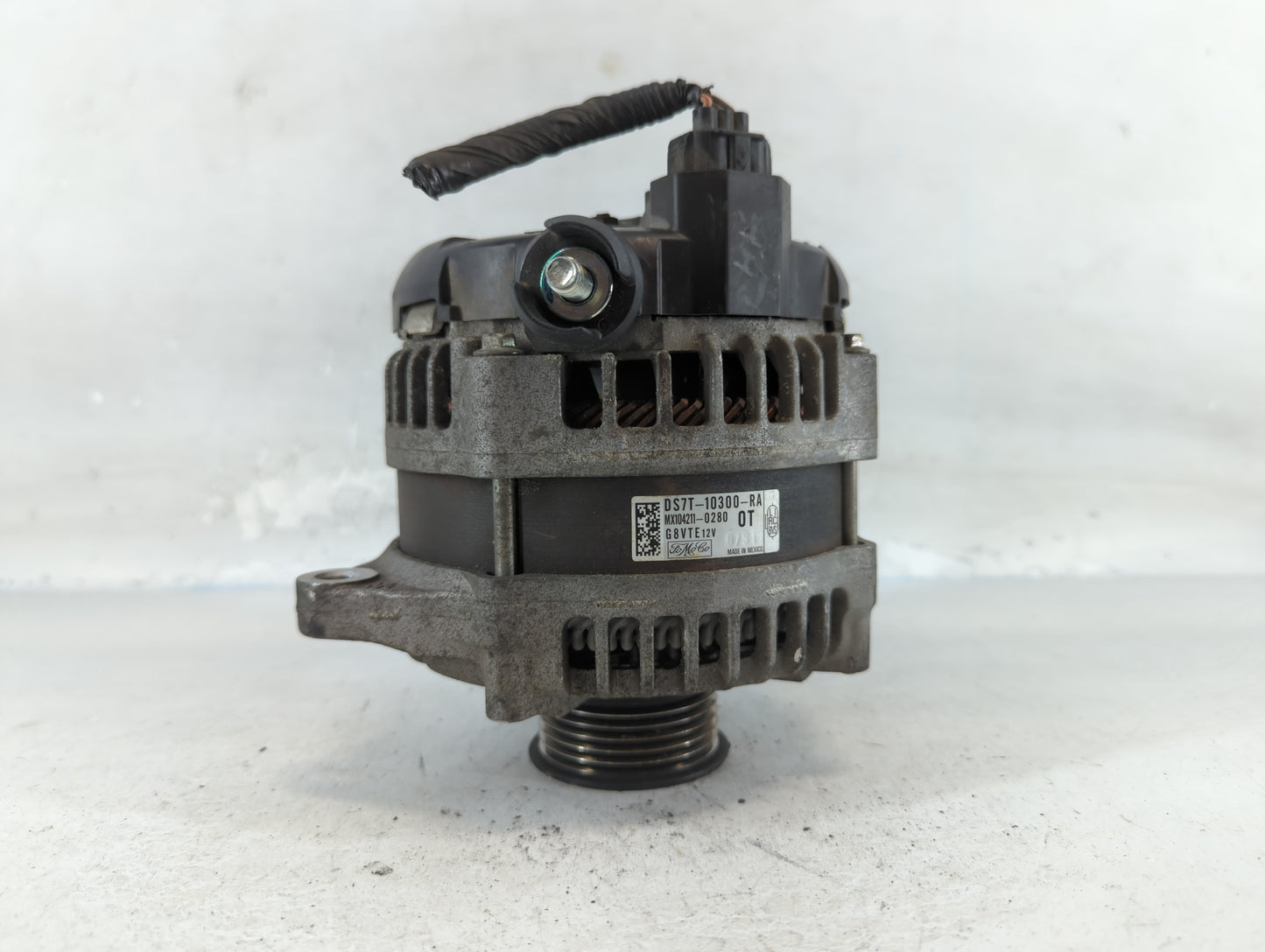 2015-2018 Ford Edge Alternator Replacement Generator Charging Assembly Engine OEM P/N:DS7T-10300-RA Fits Fits 2015 2016 2017