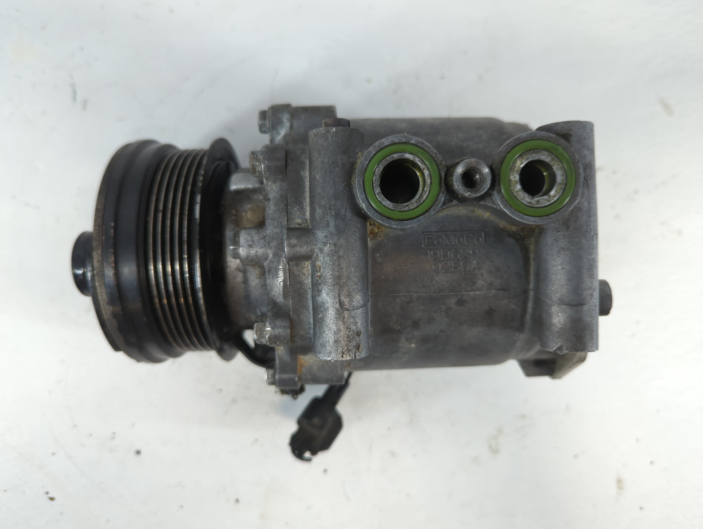 2015-2015 Ford Edge Air Conditioning A/c Ac Compressor Oem - Oemusedautoparts1.com