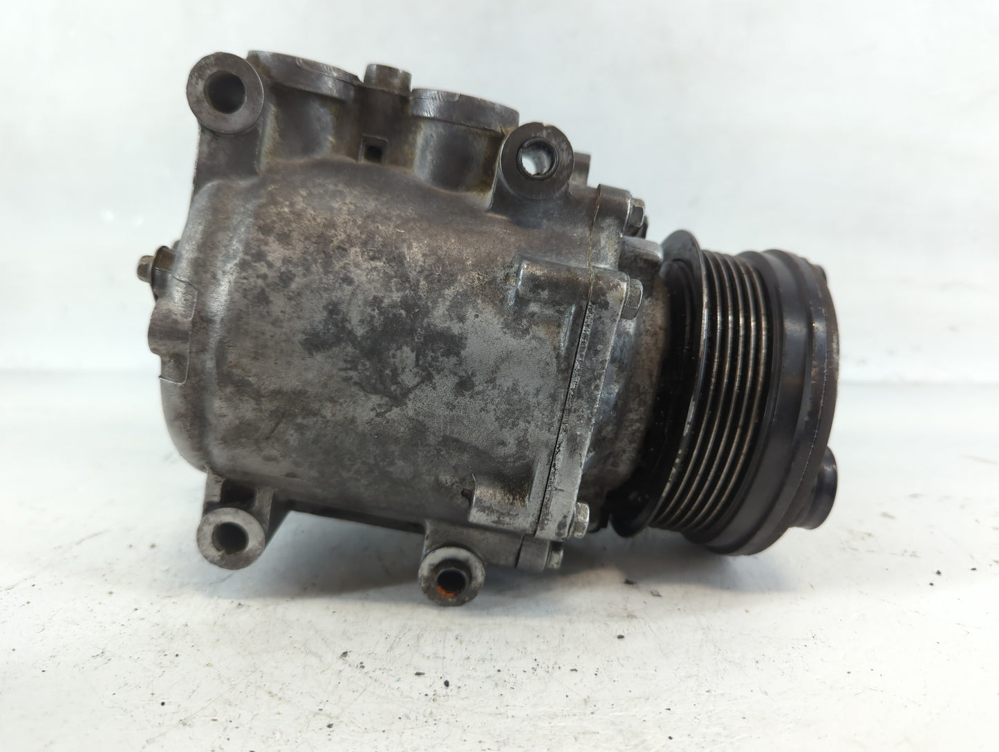 2015-2015 Ford Edge Air Conditioning A/c Ac Compressor Oem - Oemusedautoparts1.com