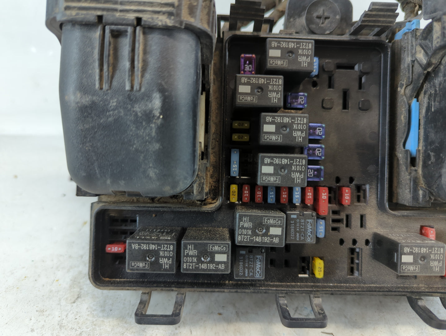 2015-2018 Ford Edge Fusebox Fuse Box Panel Relay Module P/N:G2GT14A067BC Fits Fits 2015 2016 2017 2018 OEM Used Auto Parts -