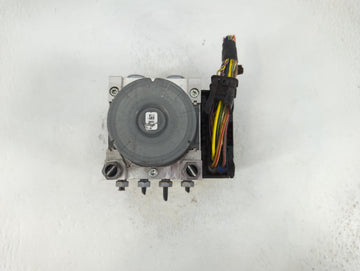2015-2018 Ford Edge ABS Pump Control Module Replacement P/N:F2GC-2C405-AF Fits Fits 2015 2016 2017 2018 OEM Used Auto Parts