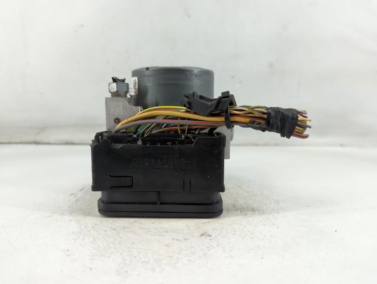 2015-2018 Ford Edge Anti-Lock Brake ABS Pump Module Actuator OEM P/N:F2GC-2C405-AF Fits Fits 2015 2016 2017 2018 OEM Used Au