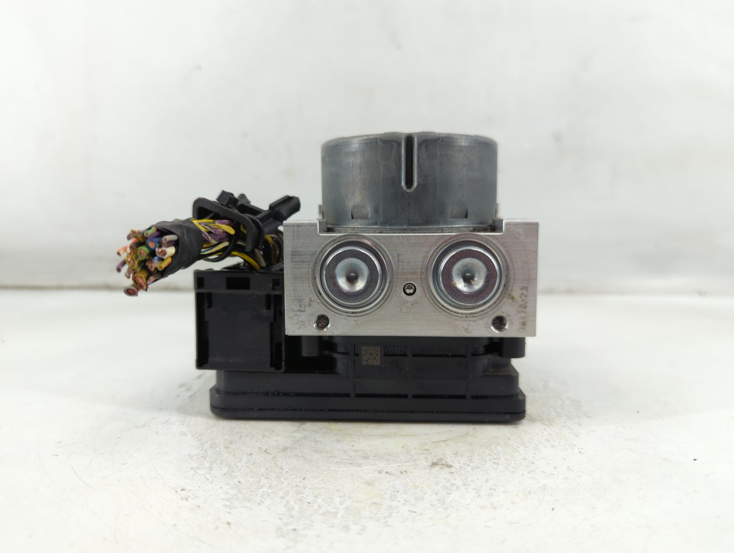 2015-2018 Ford Edge ABS Pump Control Module Replacement P/N:F2GC-2C405-AF Fits Fits 2015 2016 2017 2018 OEM Used Auto Parts 