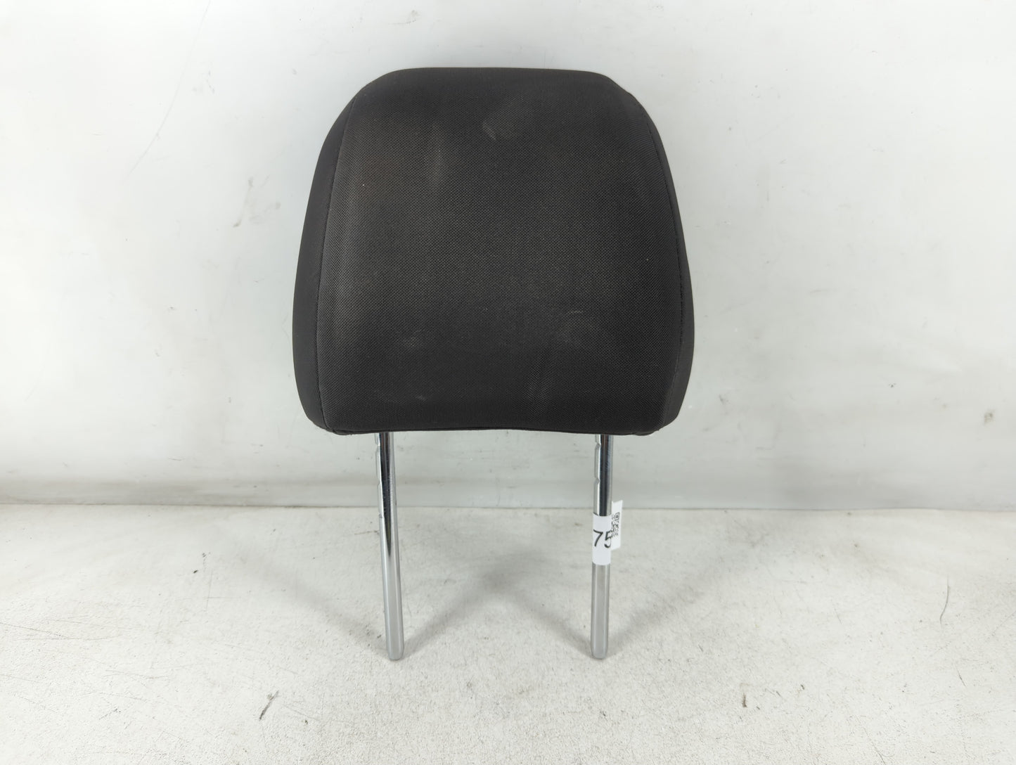 2015 Ford Escape Headrest Head Rest Front Driver Passenger Seat Fits OEM Used Auto Parts - Oemusedautoparts1.com