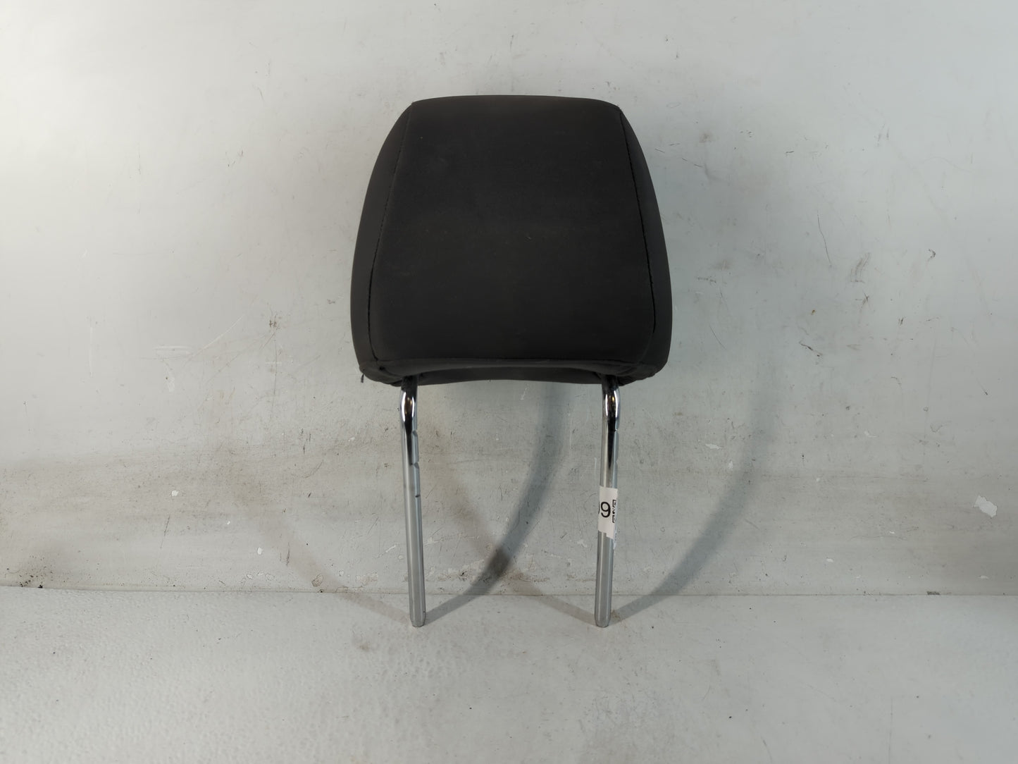 2015 Ford Escape Headrest Head Rest Front Driver Passenger Seat Fits OEM Used Auto Parts - Oemusedautoparts1.com