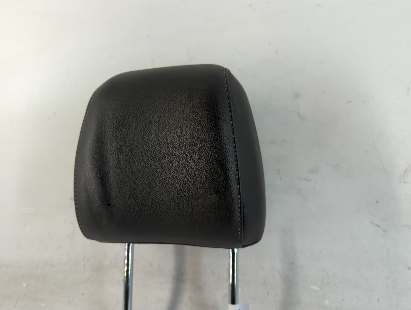 2013-2015 Ford Escape Headrest Head Rest Front Driver Passenger Seat Fits Fits 2013 2014 2015 OEM Used Auto Parts - Oemuseda