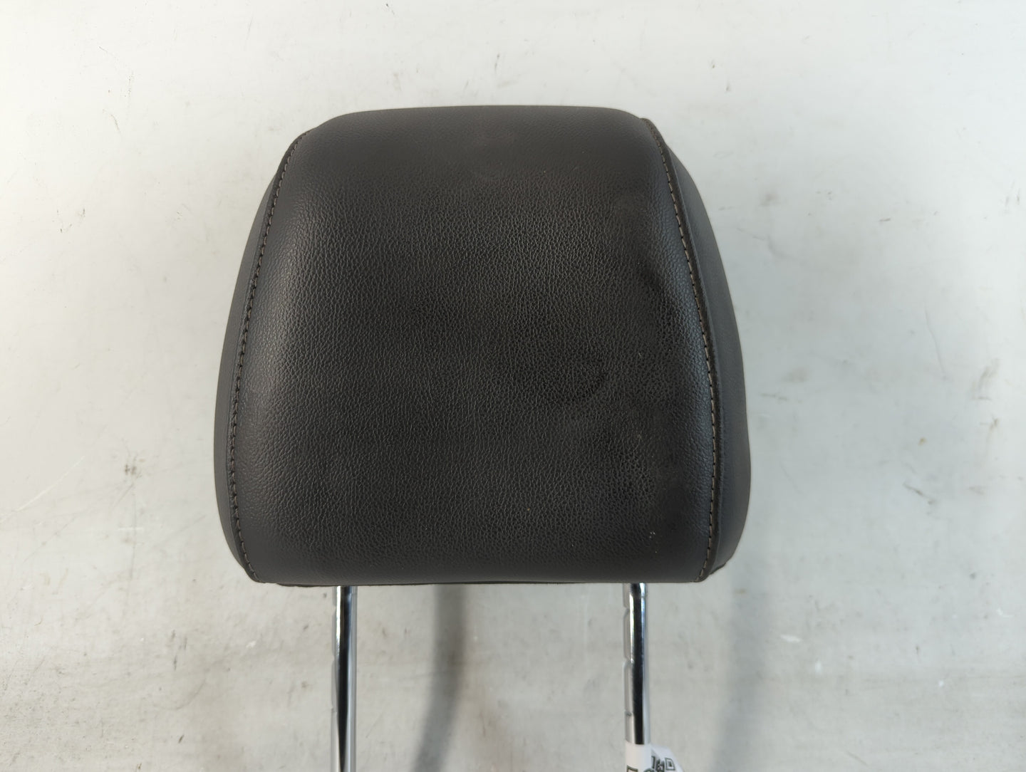 2013-2015 Ford Escape Headrest Head Rest Front Driver Passenger Seat Fits Fits 2013 2014 2015 OEM Used Auto Parts - Oemuseda