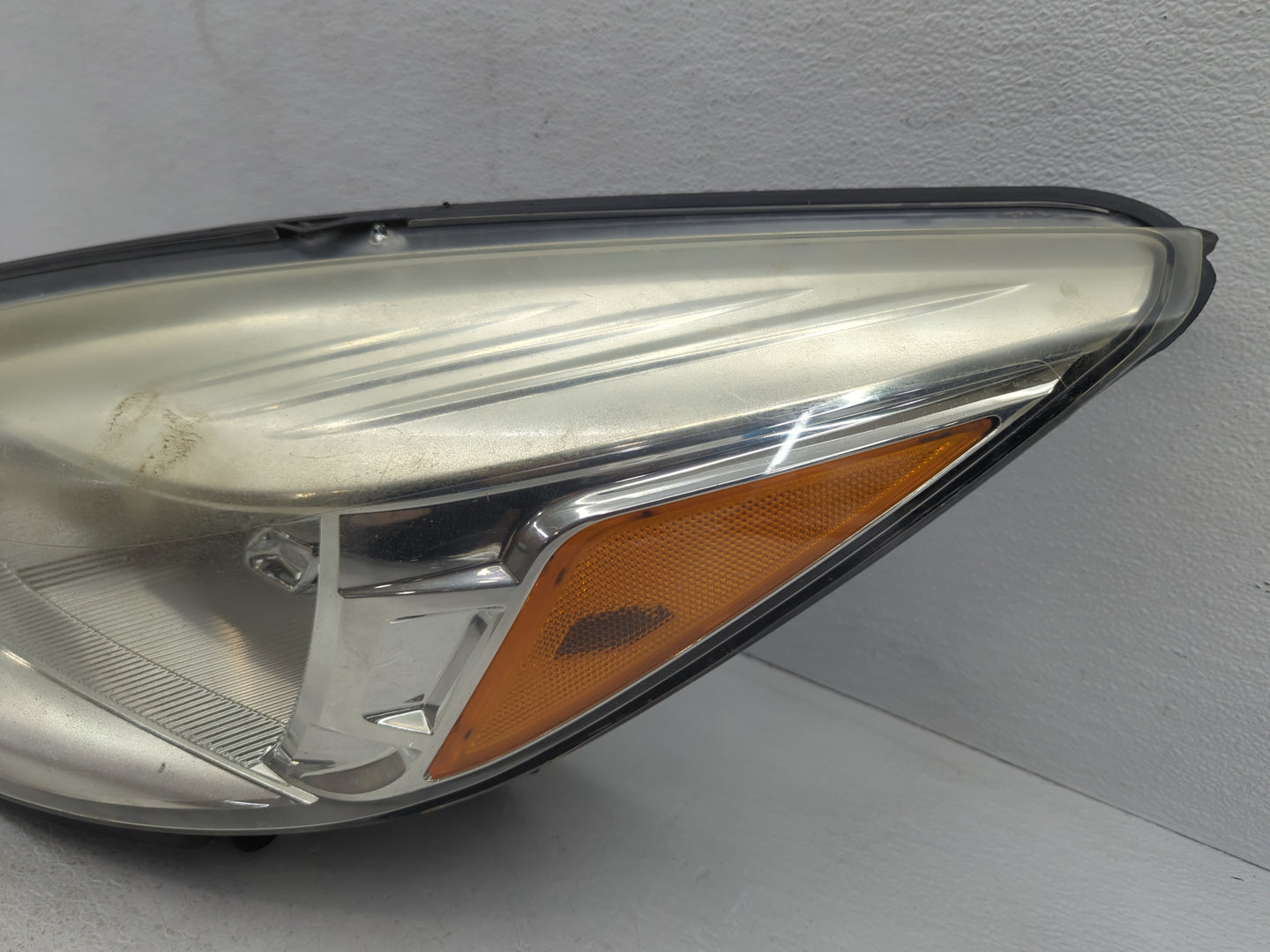 2013-2016 Ford Escape Driver Left Oem Head Light Headlight Lamp - Oemusedautoparts1.com