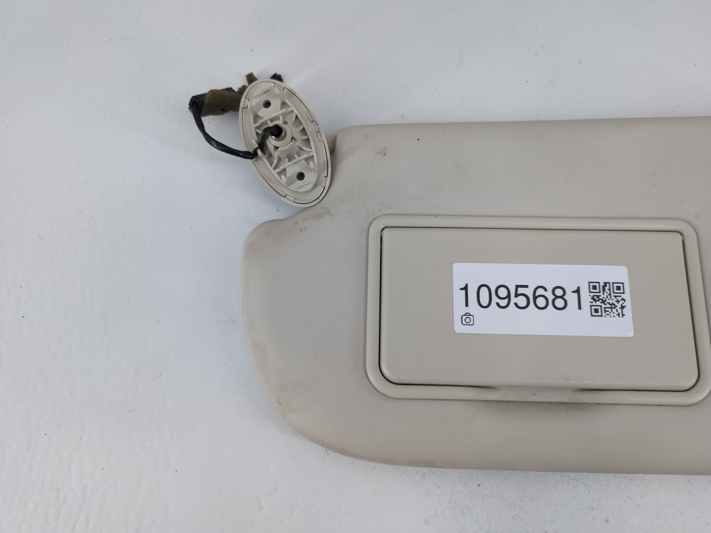 2013-2019 Ford Escape Sun Visor Shade Replacement Driver Left Mirror Fits Fits 2013 2014 2015 2016 2017 2018 2019 OEM Used A