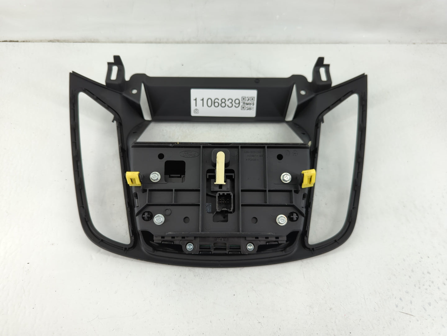 2013-2016 Ford Escape Radio AM FM Cd Player Receiver Replacement P/N:CJ54 18835 CCW Fits Fits 2013 2014 2015 2016 OEM Used A