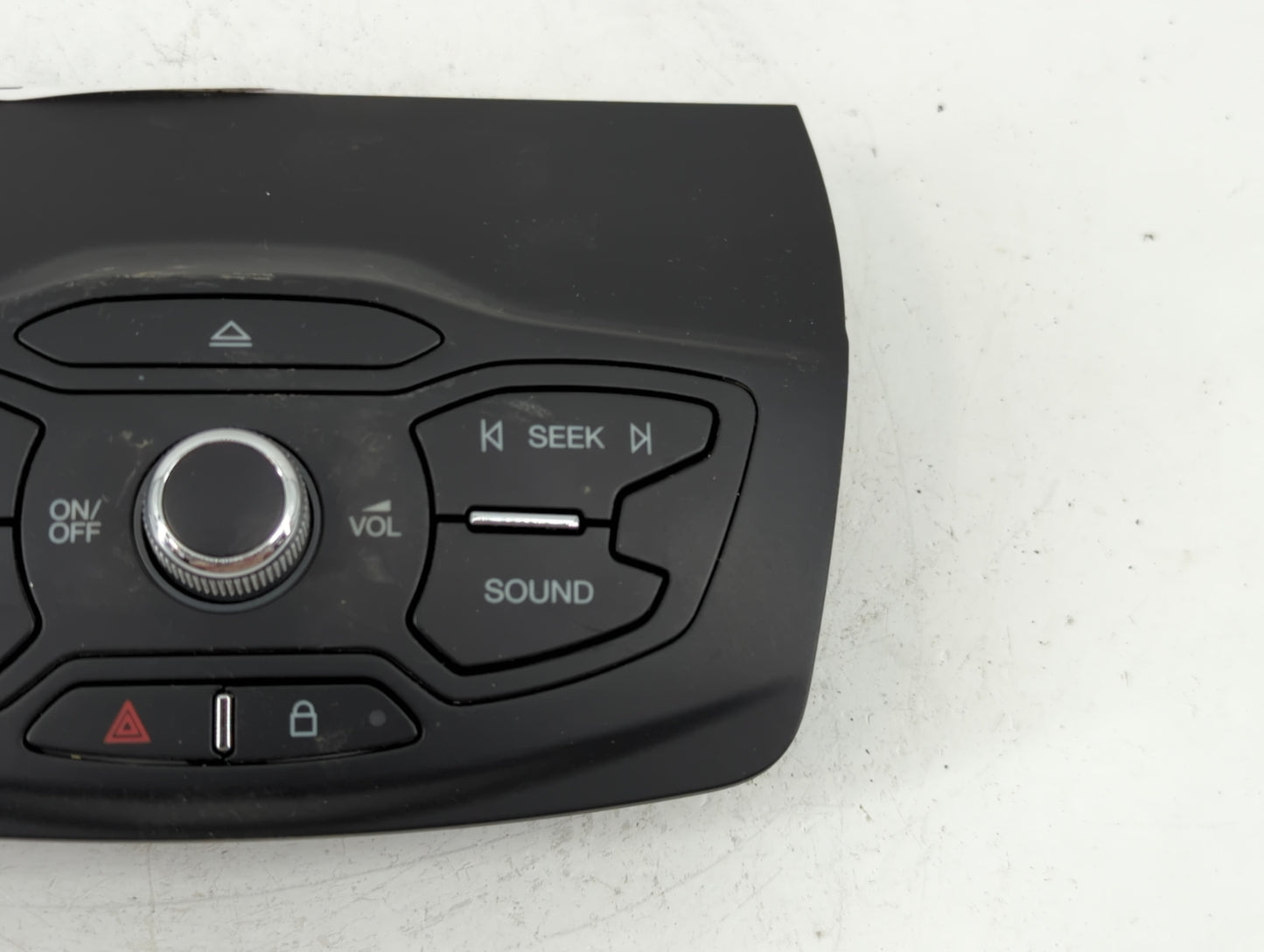 2015-2016 Ford Escape Radio AM FM Cd Player Receiver Replacement P/N:CJ5T 18K811 HJ Fits Fits 2015 2016 OEM Used Auto Parts 
