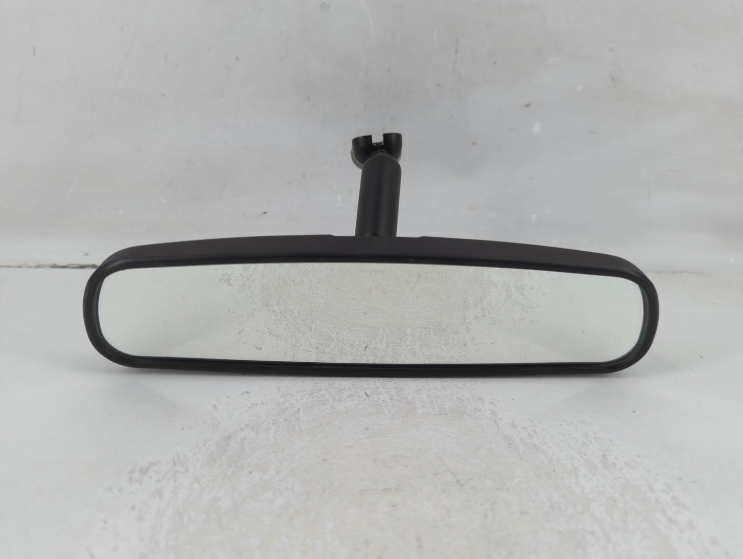 2001-2016 Ford Escape Interior Rear View Mirror Replacement OEM P/N:IE8011681 Fits OEM Used Auto Parts - Oemusedautoparts1.c