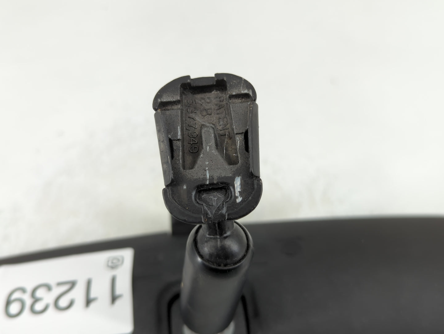 2001-2016 Ford Escape Interior Rear View Mirror Replacement OEM P/N:IE8011681 Fits OEM Used Auto Parts - Oemusedautoparts1.c