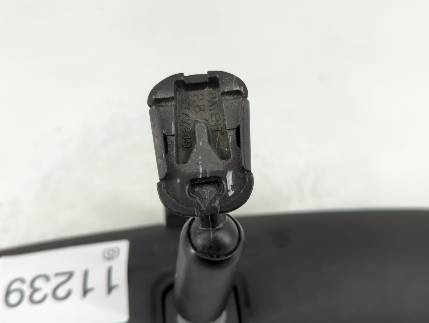 2001-2016 Ford Escape Interior Rear View Mirror Replacement OEM P/N:IE8011681 Fits OEM Used Auto Parts - Oemusedautoparts1.c