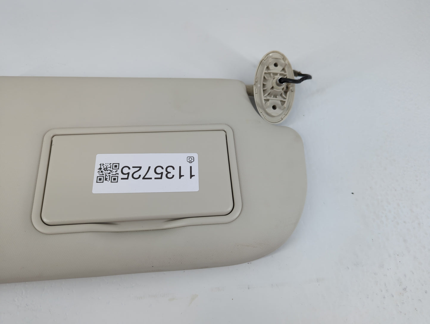 2013-2019 Ford Escape Sun Visor Shade Replacement Passenger Right Mirror Fits Fits 2013 2014 2015 2016 2017 2018 2019 OEM Us