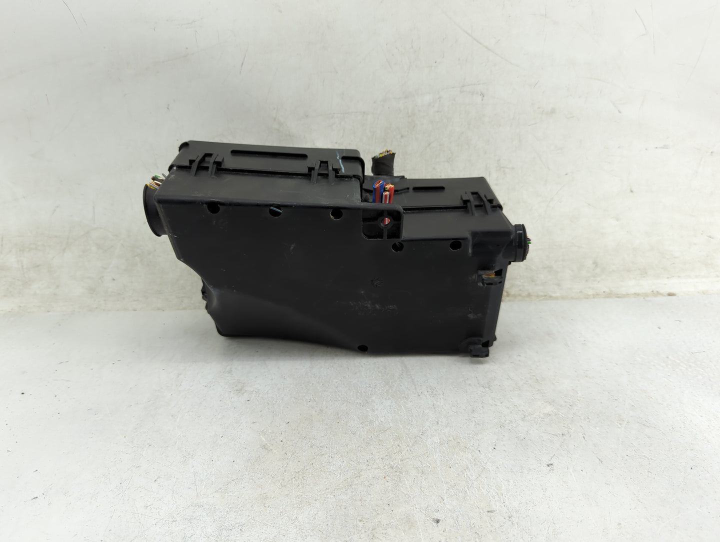 2013-2016 Ford Escape Fusebox Fuse Box Panel Relay Module Fits Fits 2013 2014 2015 2016 OEM Used Auto Parts - Oemusedautopar