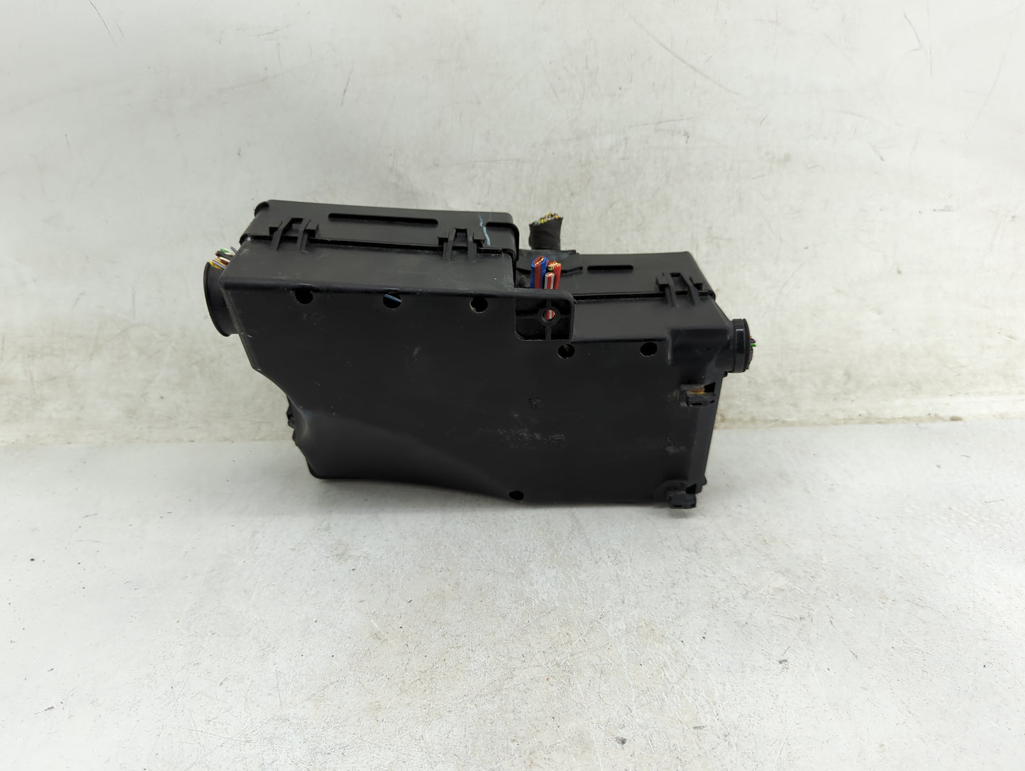 2013-2016 Ford Escape Fusebox Fuse Box Panel Relay Module Fits Fits 2013 2014 2015 2016 OEM Used Auto Parts - Oemusedautopar