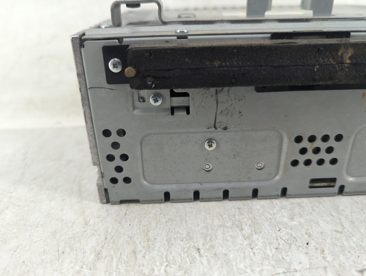 2013-2015 Ford Escape Radio AM FM Cd Player Receiver Replacement Fits Fits 2013 2014 2015 OEM Used Auto Parts - Oemusedautop
