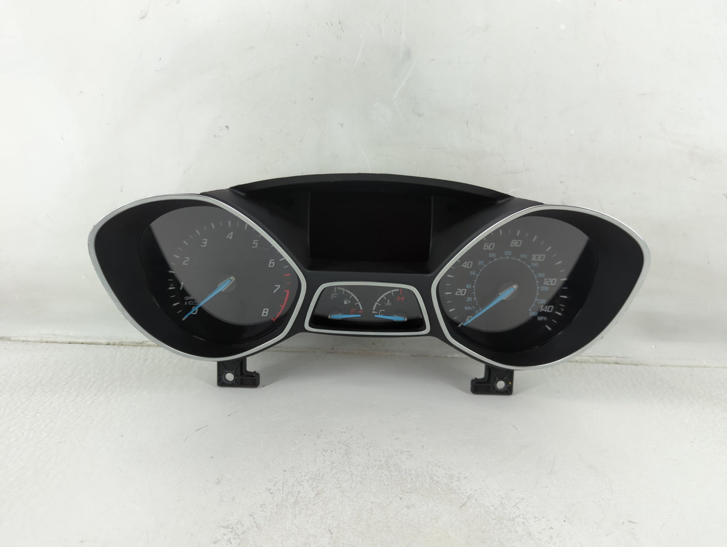 2014-2015 Ford Escape Instrument Cluster Speedometer Gauges Fits Fits 2014 2015 OEM Used Auto Parts - Oemusedautoparts1.com