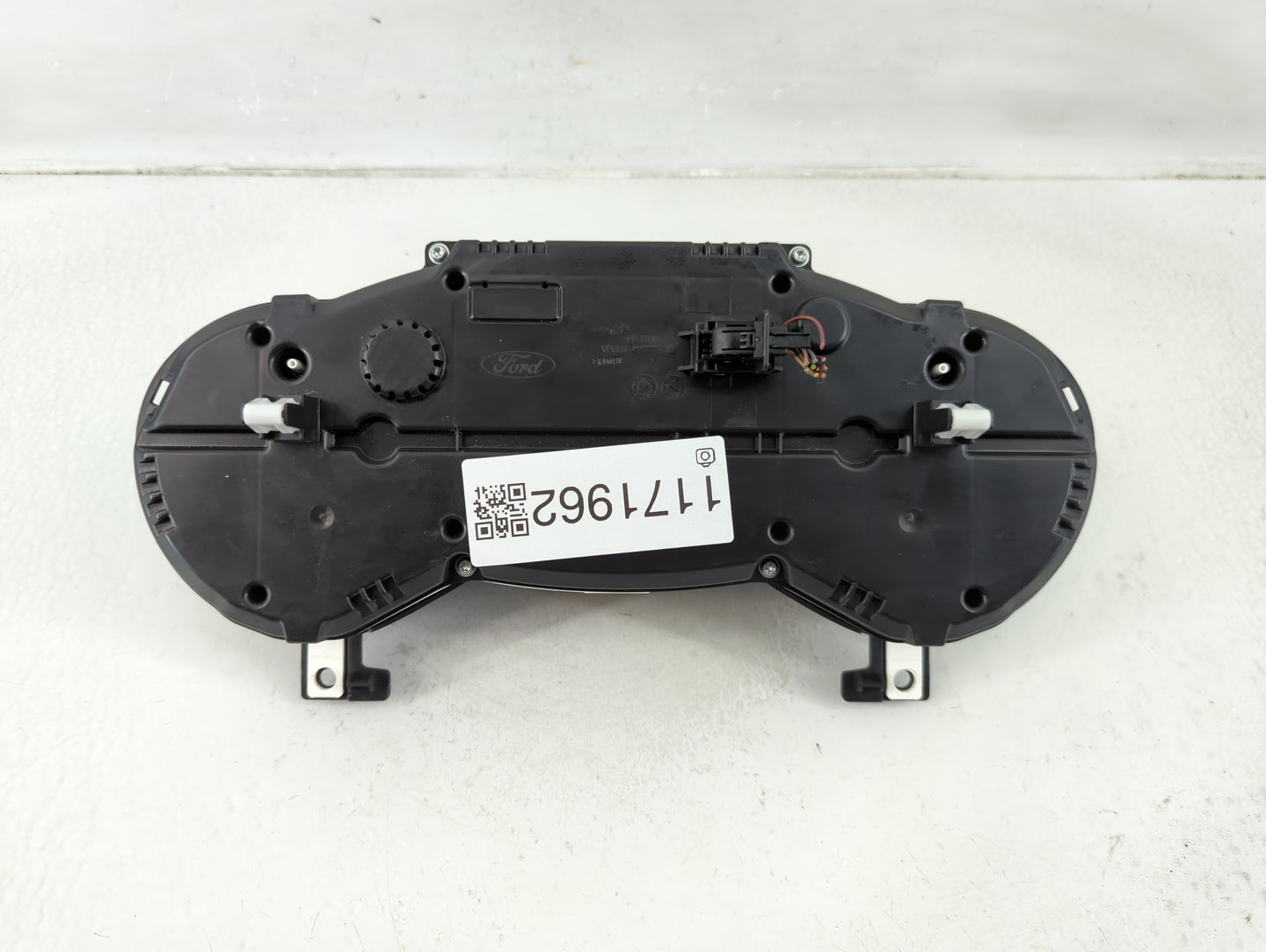2014-2015 Ford Escape Instrument Cluster Speedometer Gauges Fits Fits 2014 2015 OEM Used Auto Parts - Oemusedautoparts1.com